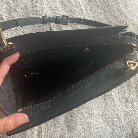 Michael Kors Selma Crossbody bag - Picture 3 of 6